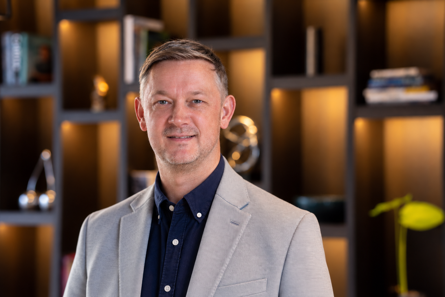 Portrait of Lee Brandie, Founder and Principal of 818